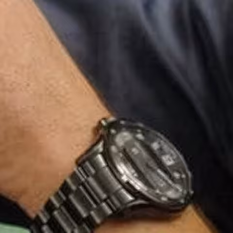 Victorinox Chrono Classic XLS MT close-up