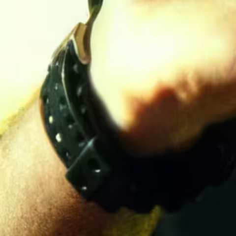 Suunto Core All Black Military close-up