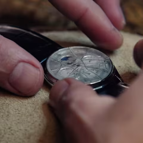 Jaeger-LeCoultre Master Ultra Thin Perpetual close-up