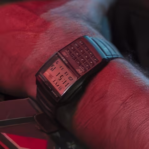 Casio Databank DBC-32 close-up