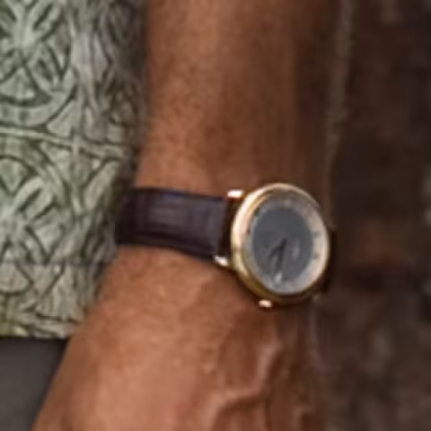 Omega De Ville Prestige Small Seconds close-up