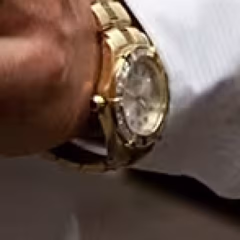 TAG Heuer 2000 Series close-up