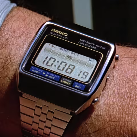 Seiko M354 close-up