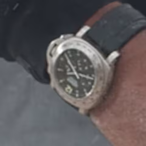 Panerai Luminor Daylight Chronograph close-up