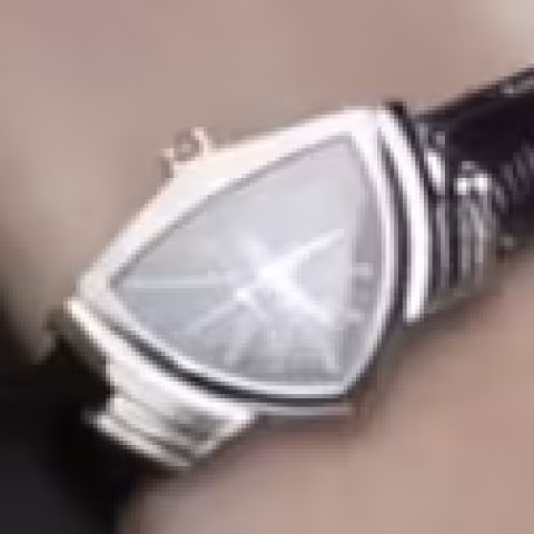 Hamilton Ventura close-up