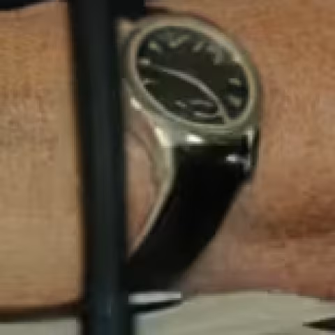 Hamilton Jazzmaster Lady Quartz close-up