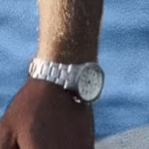 Hamilton Khaki Navy GMT close-up