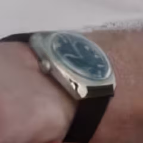 Timex Marlin close-up
