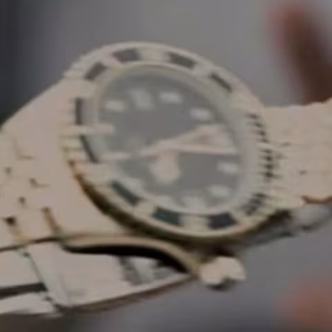 TAG Heuer 1000 Series Professional close-up