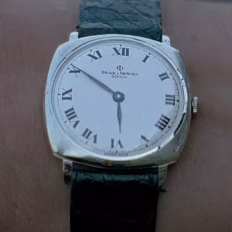 Baume & Mercier close-up