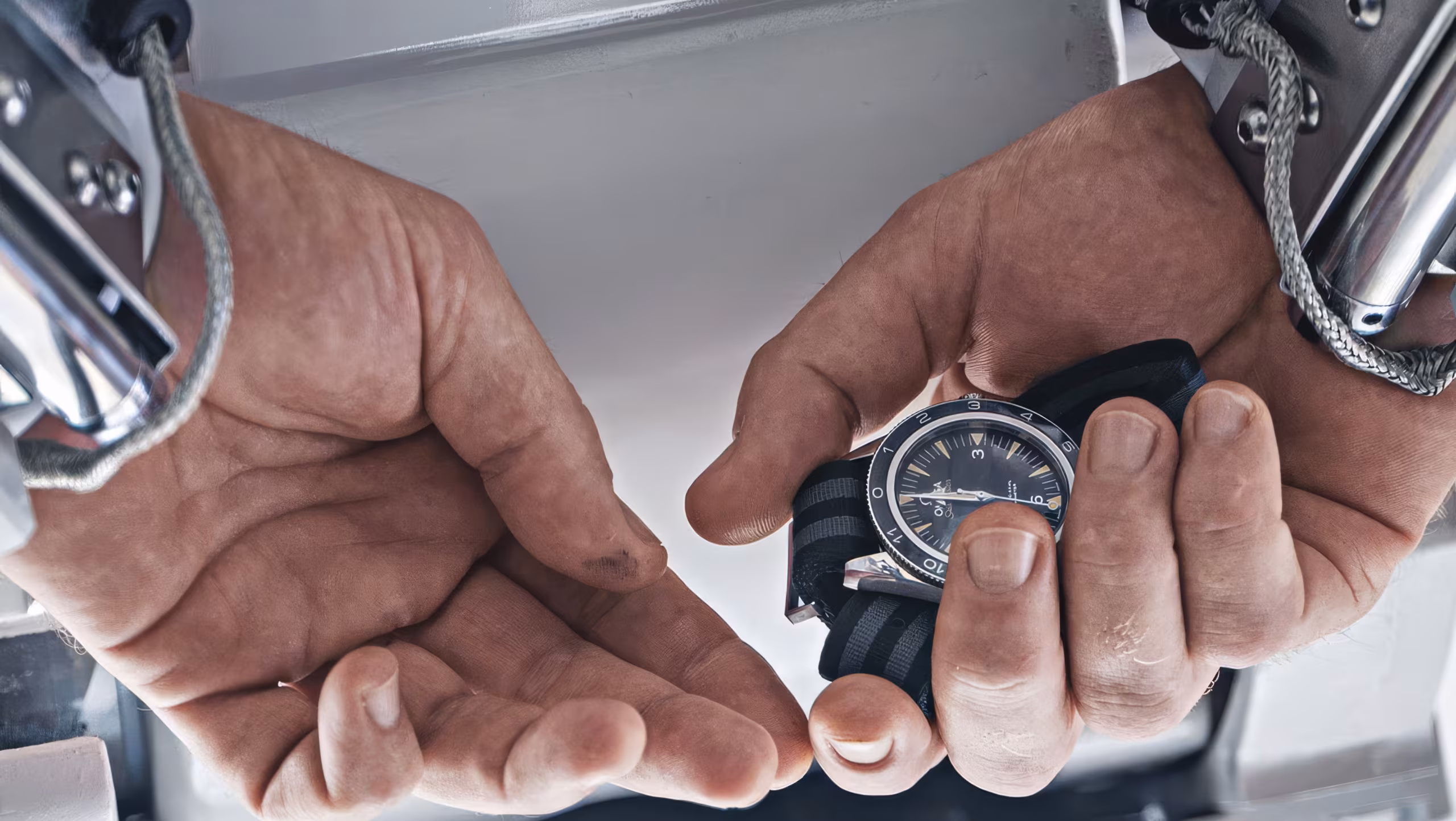 Daniel Craig wearing Omega Seamaster in Spectre