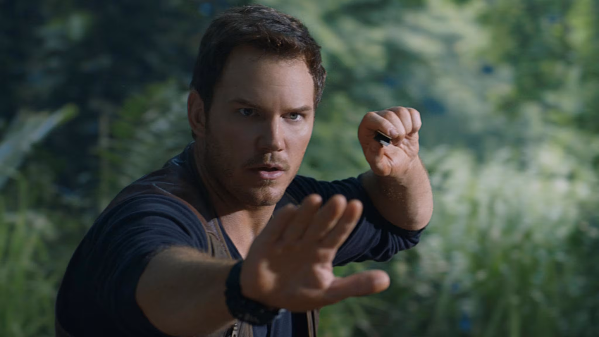 Chris Pratt wearing Casio G-Shock in Jurassic World