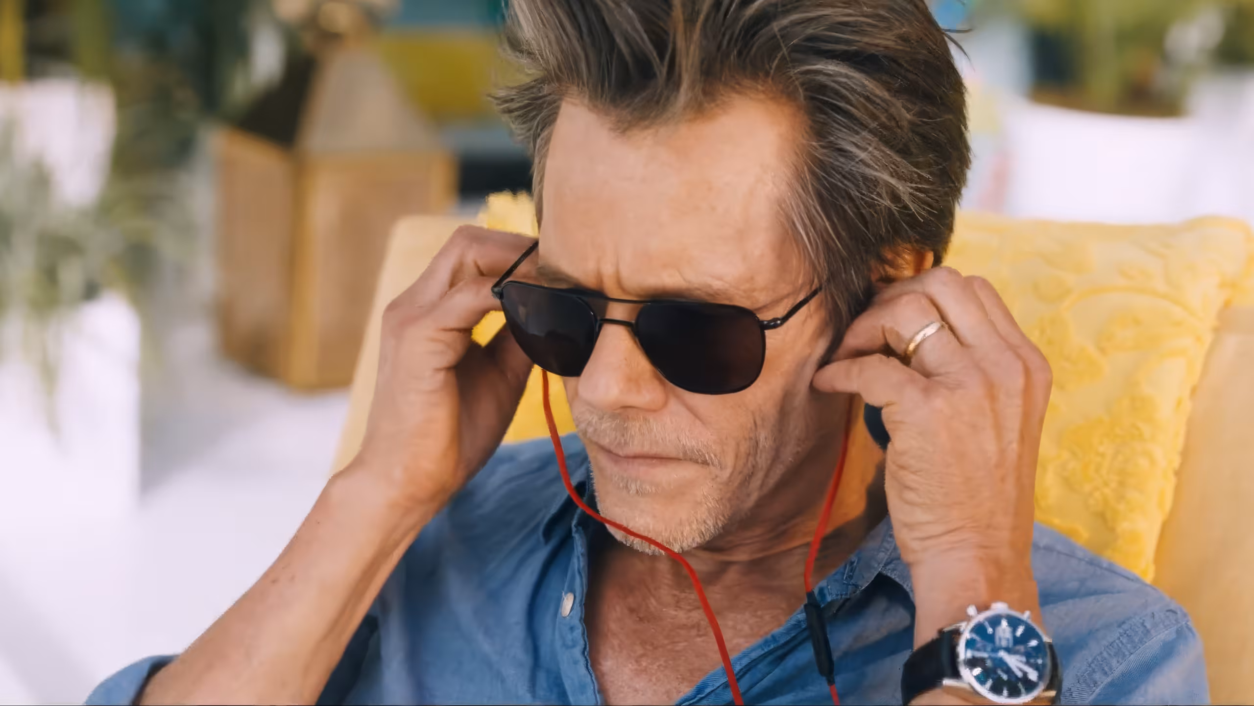Kevin Bacon wearing TAG Heuer Carrera in You Should Have Left