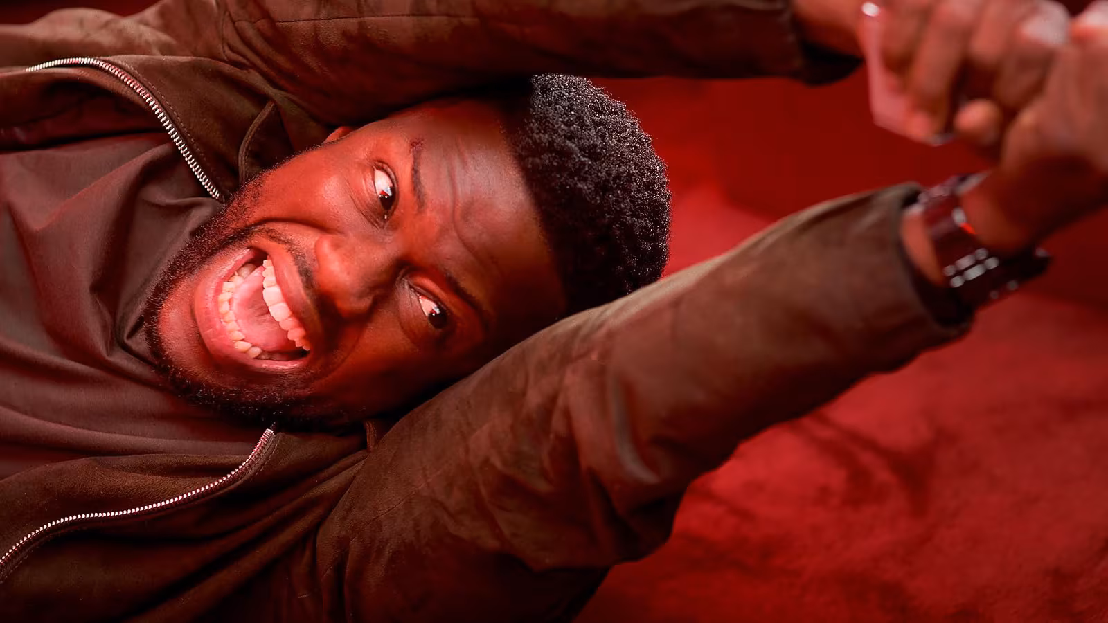 Kevin Hart wearing Audemars Piguet Royal Oak Chronograph in Lift