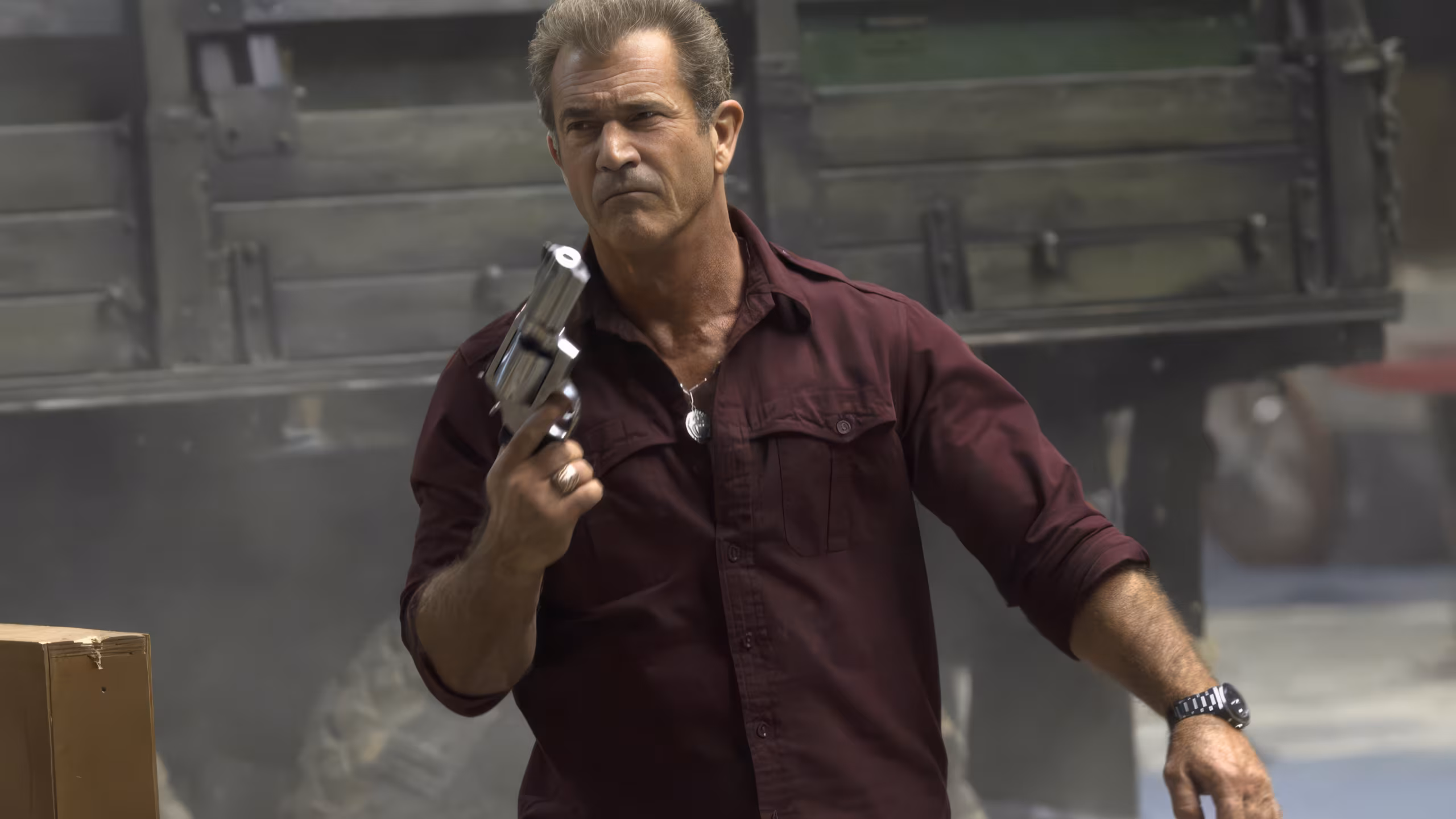 Mel Gibson wearing Rado Chronograph (prop replica) in The Expendables 3