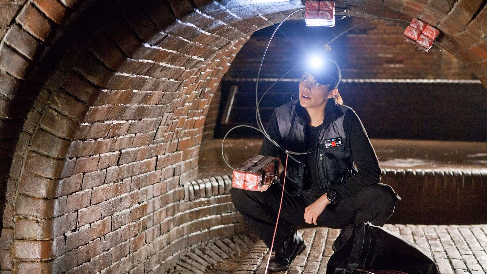 Paula Patton wearing Suunto Vector in Mission: Impossible - Ghost Protocol