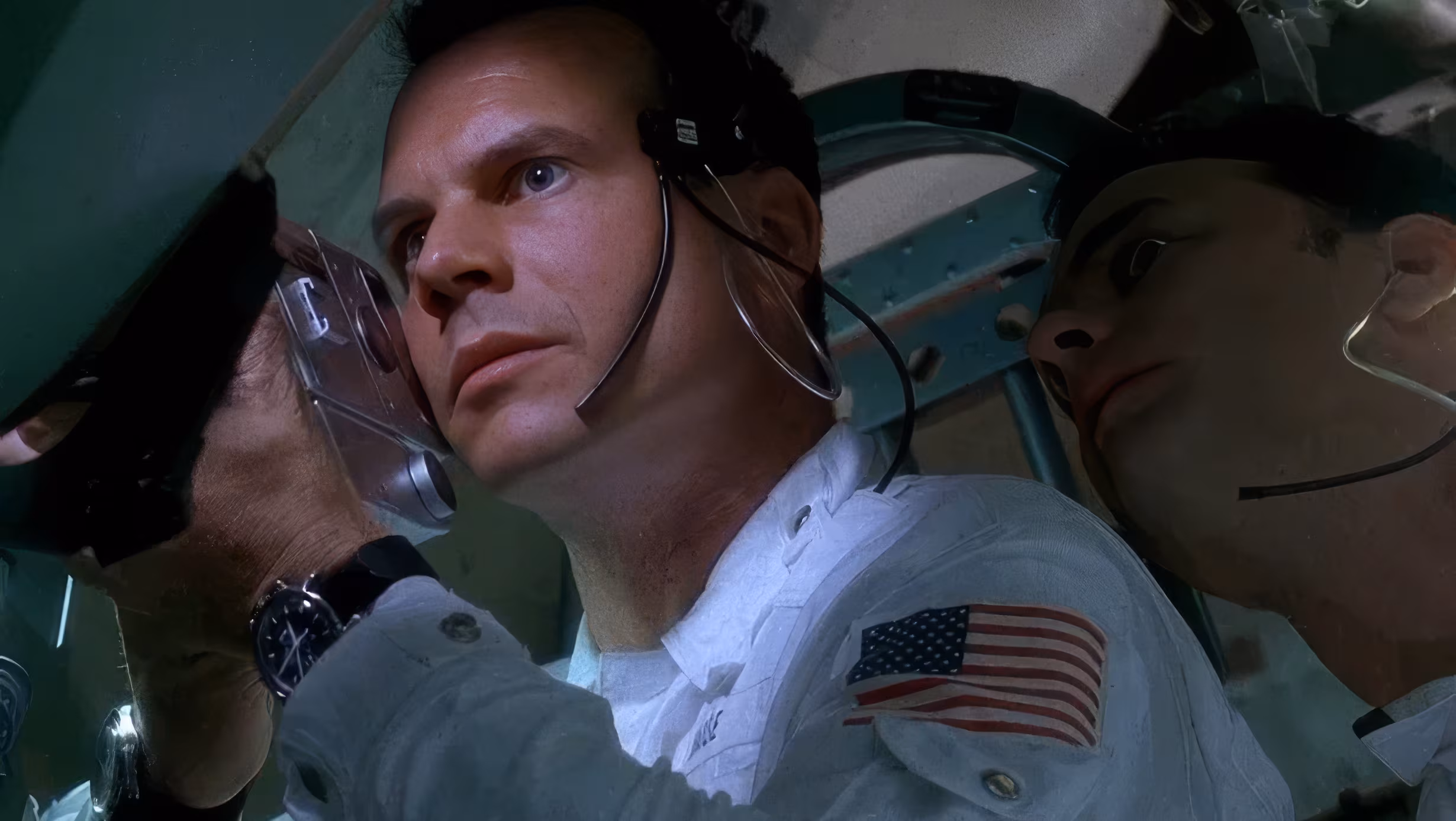 Bill Paxton wearing Omega Speedmaster in Apollo 13