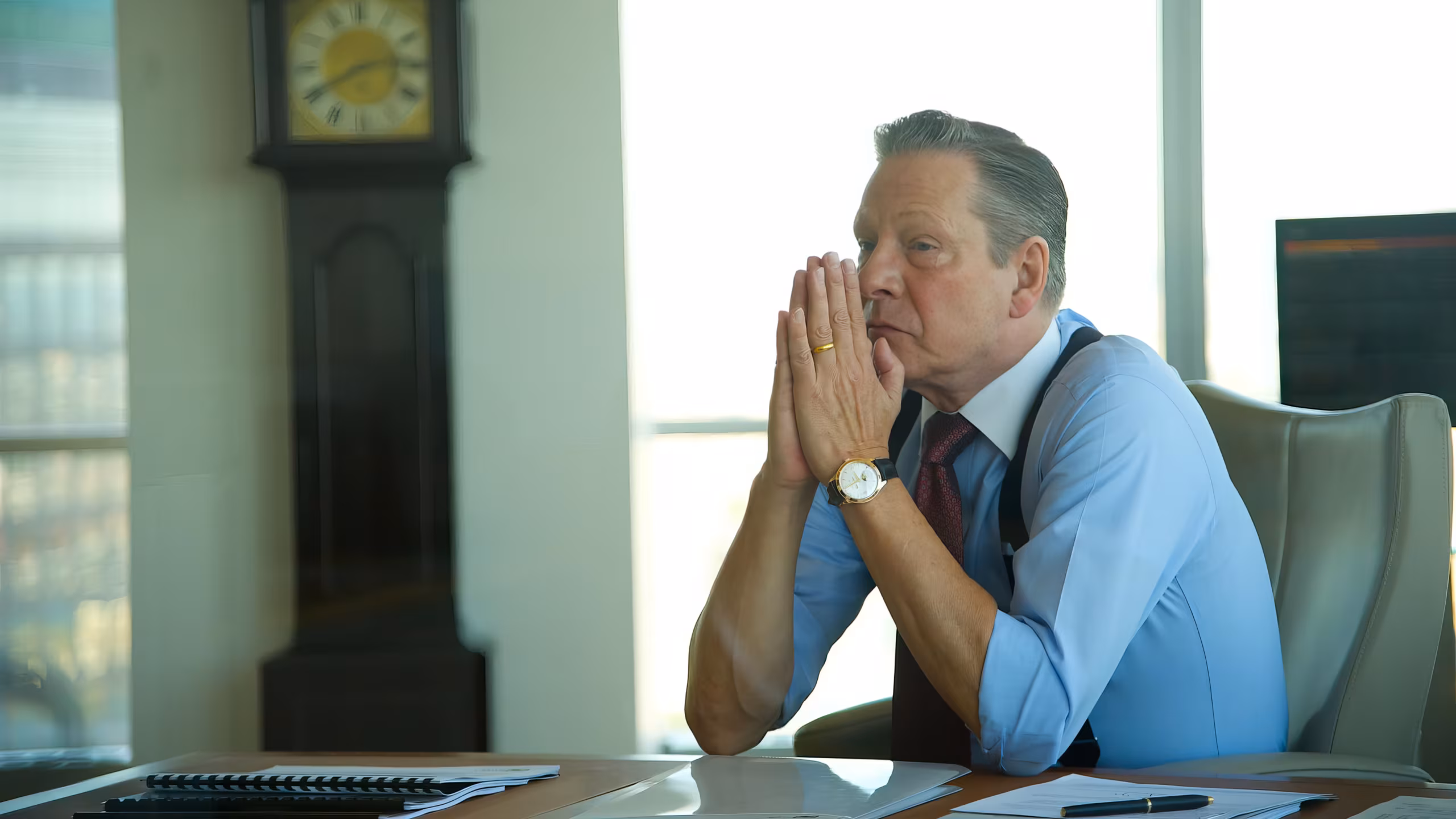 Chris Cooper wearing Unidentified watch in Demolition