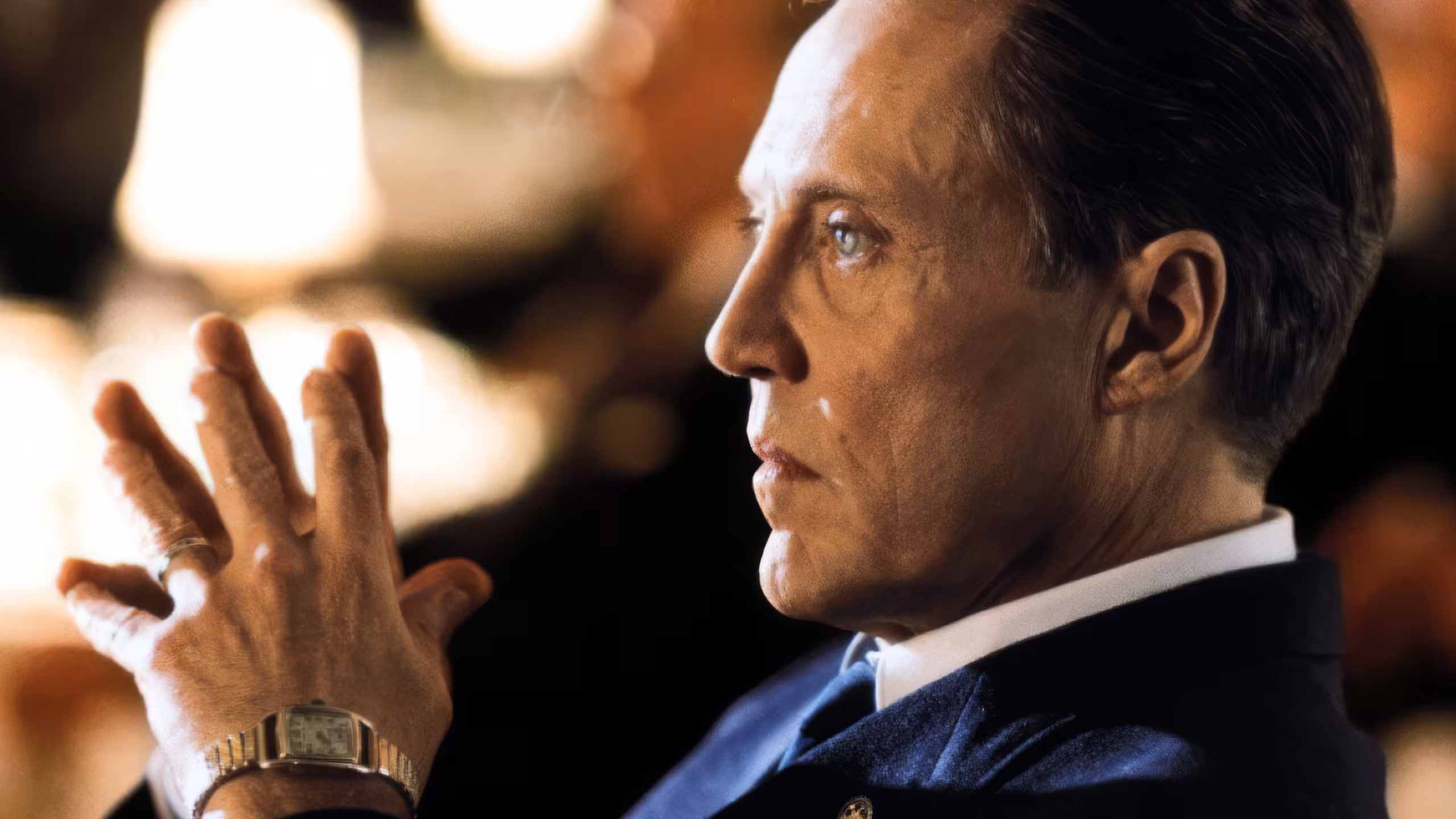 Christopher Walken wearing Unidentified watch in Catch Me If You Can