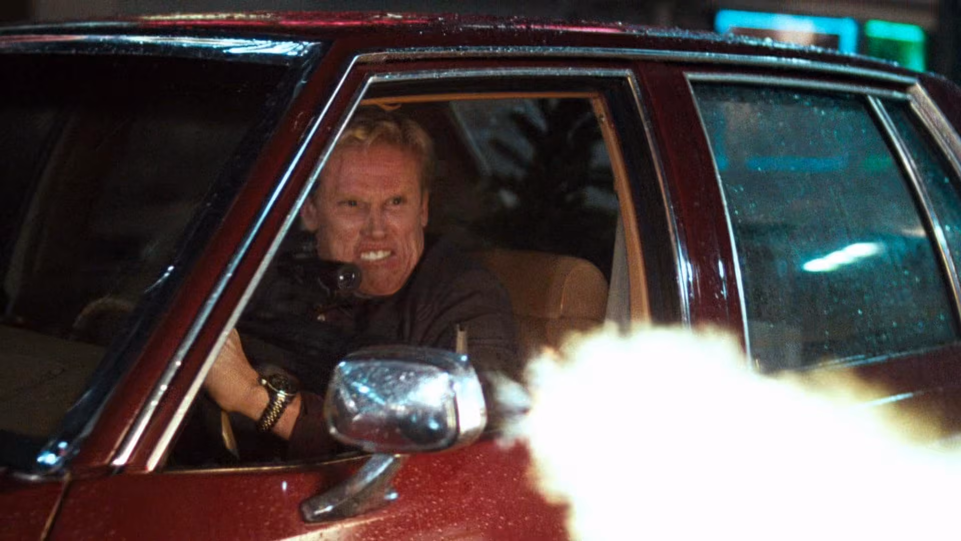 Gary Busey wearing Unidentified Watch in Lethal Weapon