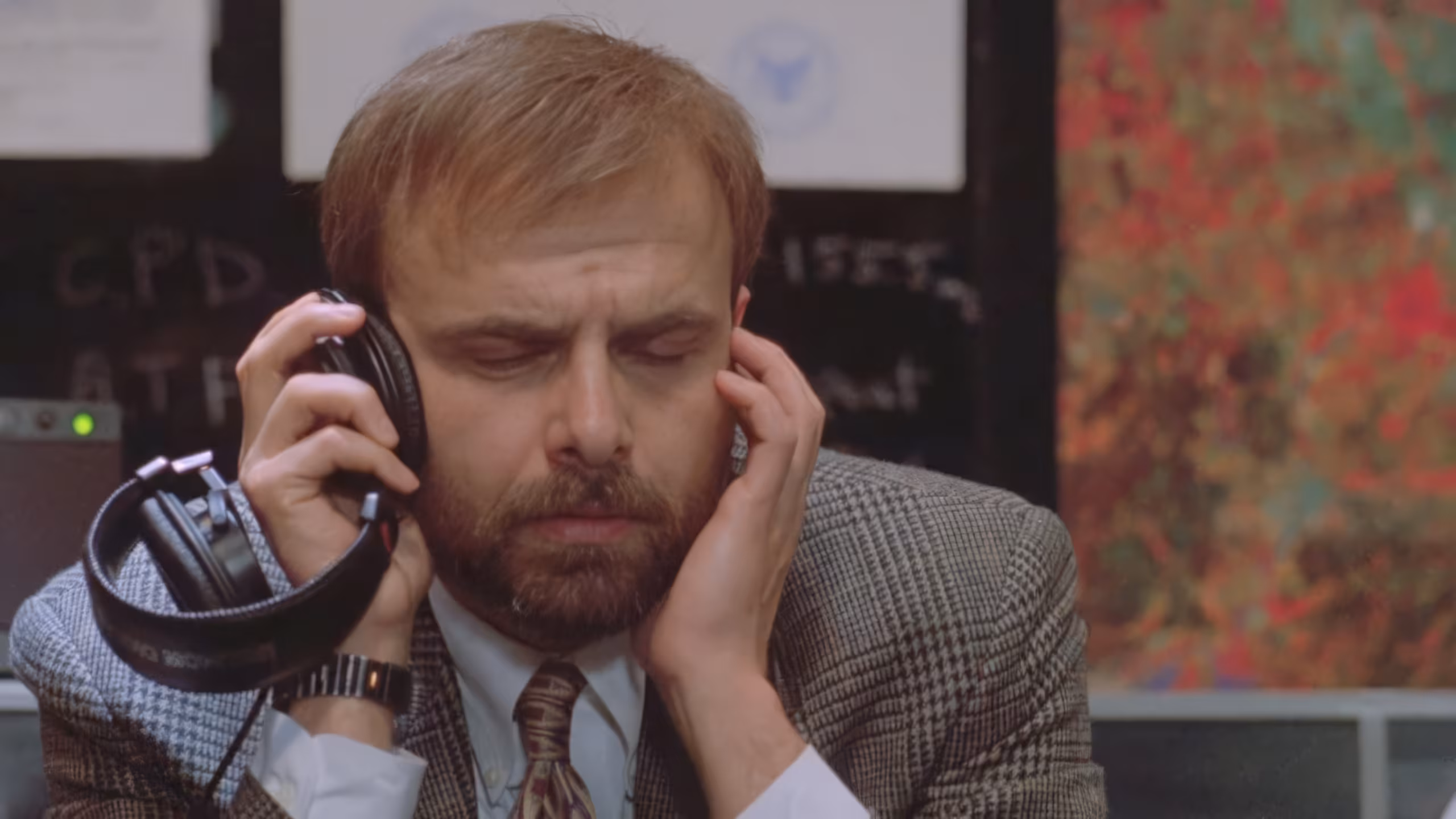 Joe Pantoliano wearing Unidentified watch in The Fugitive