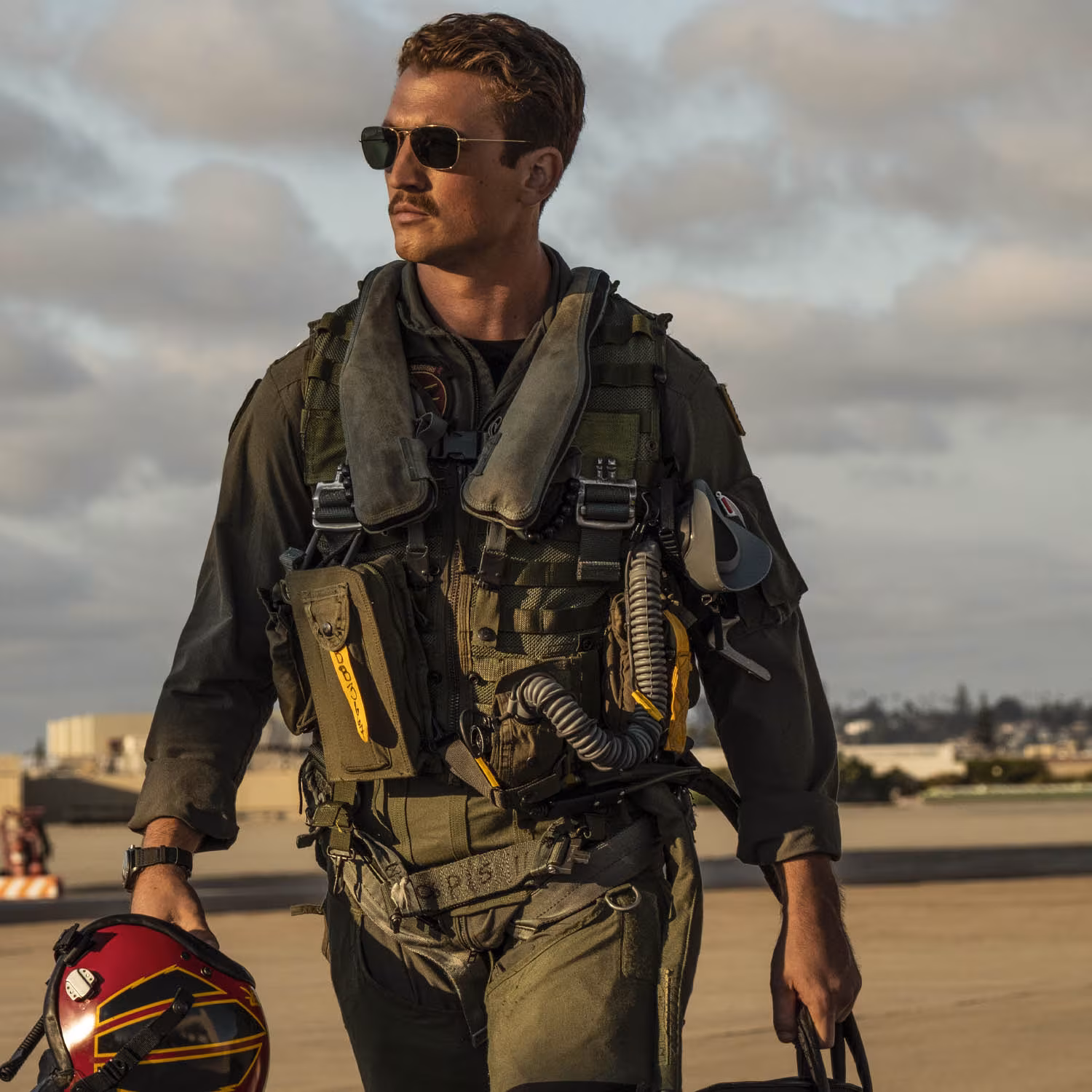 Miles Teller wearing IWC Pilot's Watches Chronograph SFTI in Top Gun: Maverick