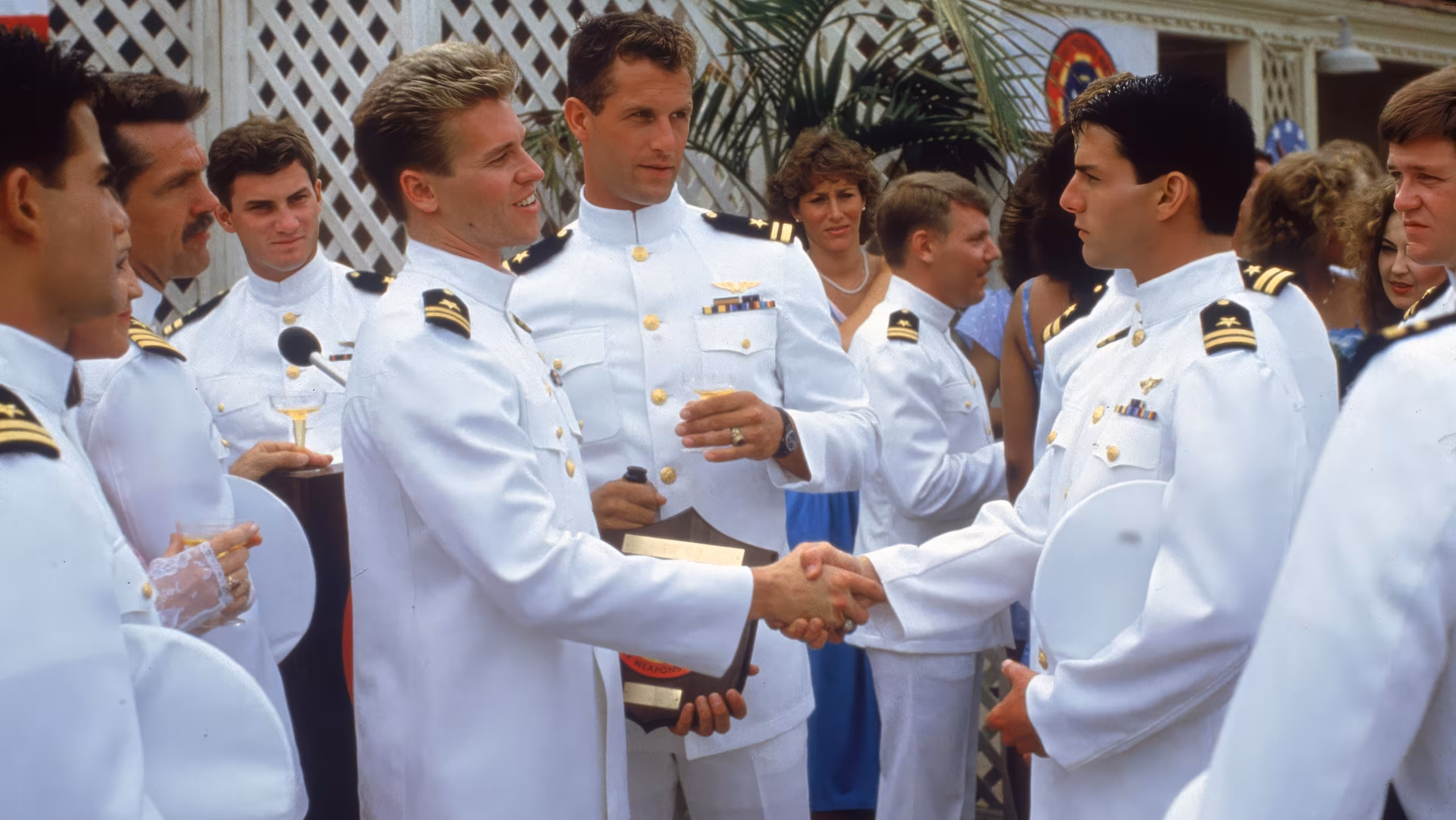 Rick Rossovich wearing Unidentified watch in Top Gun
