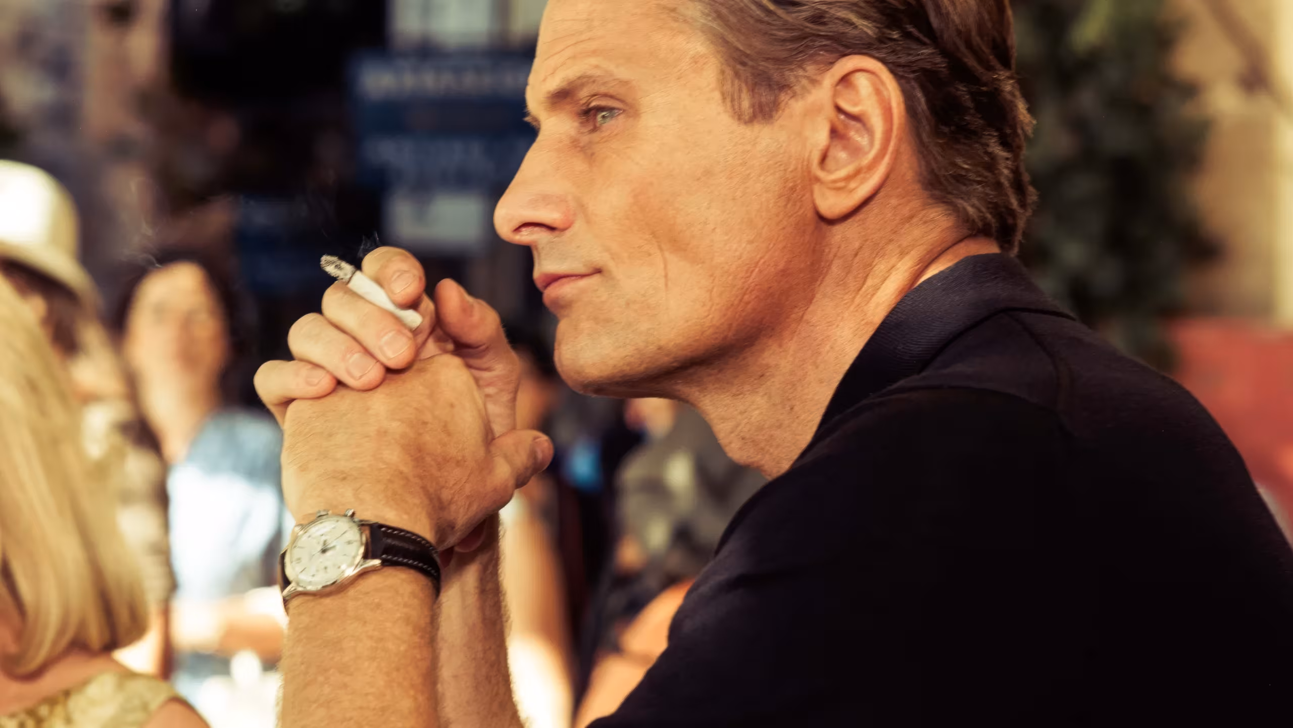 Viggo Mortensen wearing Unidentified watch in The Two Faces of January