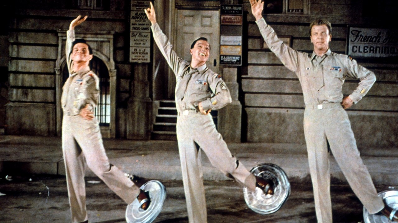 Gene Kelly wearing Unidentified watch in It's Always Fair Weather