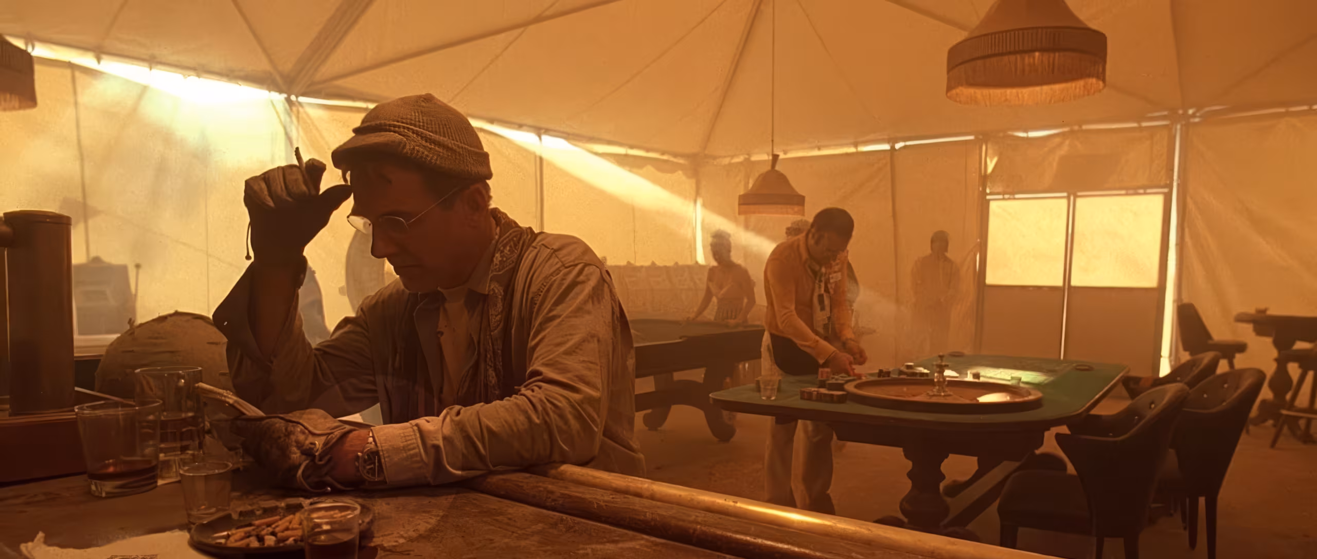 Mark Harmon wearing Unidentified watch in Fear and Loathing in Las Vegas