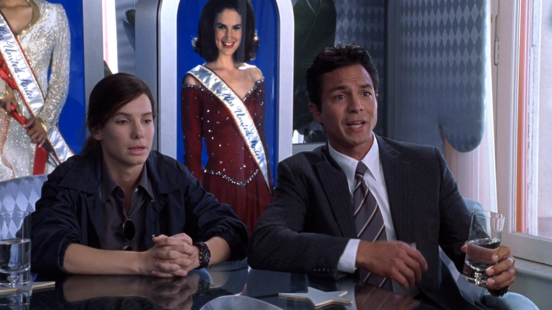 Sandra Bullock wearing Unidentified watch in Miss Congeniality