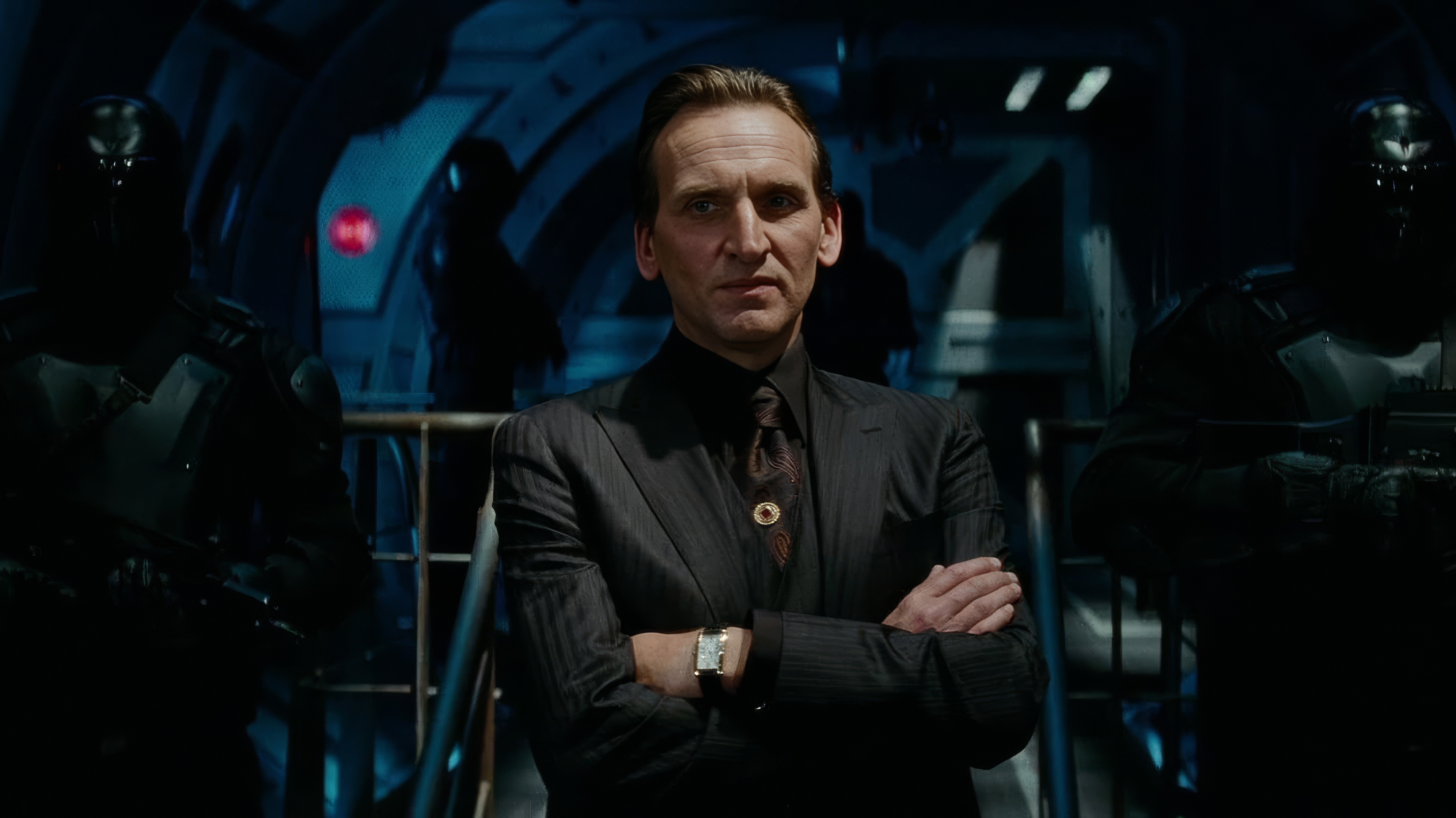 Christopher Eccleston wearing Unidentified watch in G.I. Joe: The Rise of Cobra