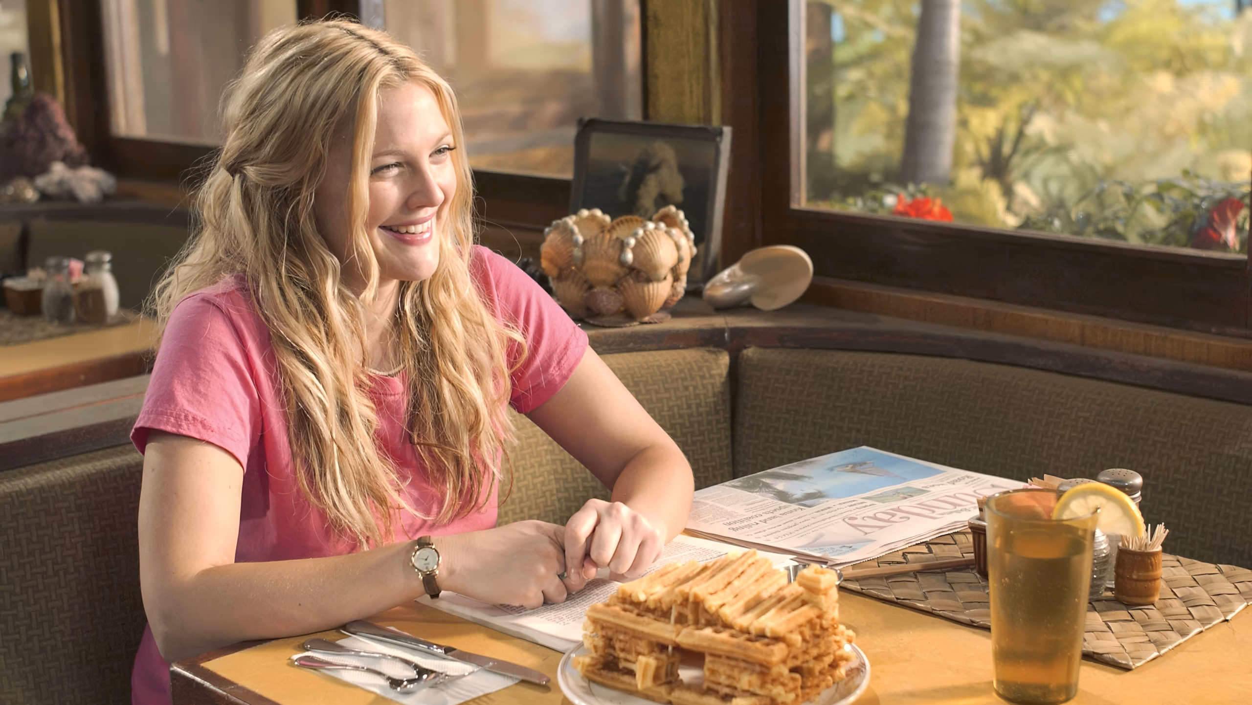 Drew Barrymore wearing Unidentified watch in 50 First Dates