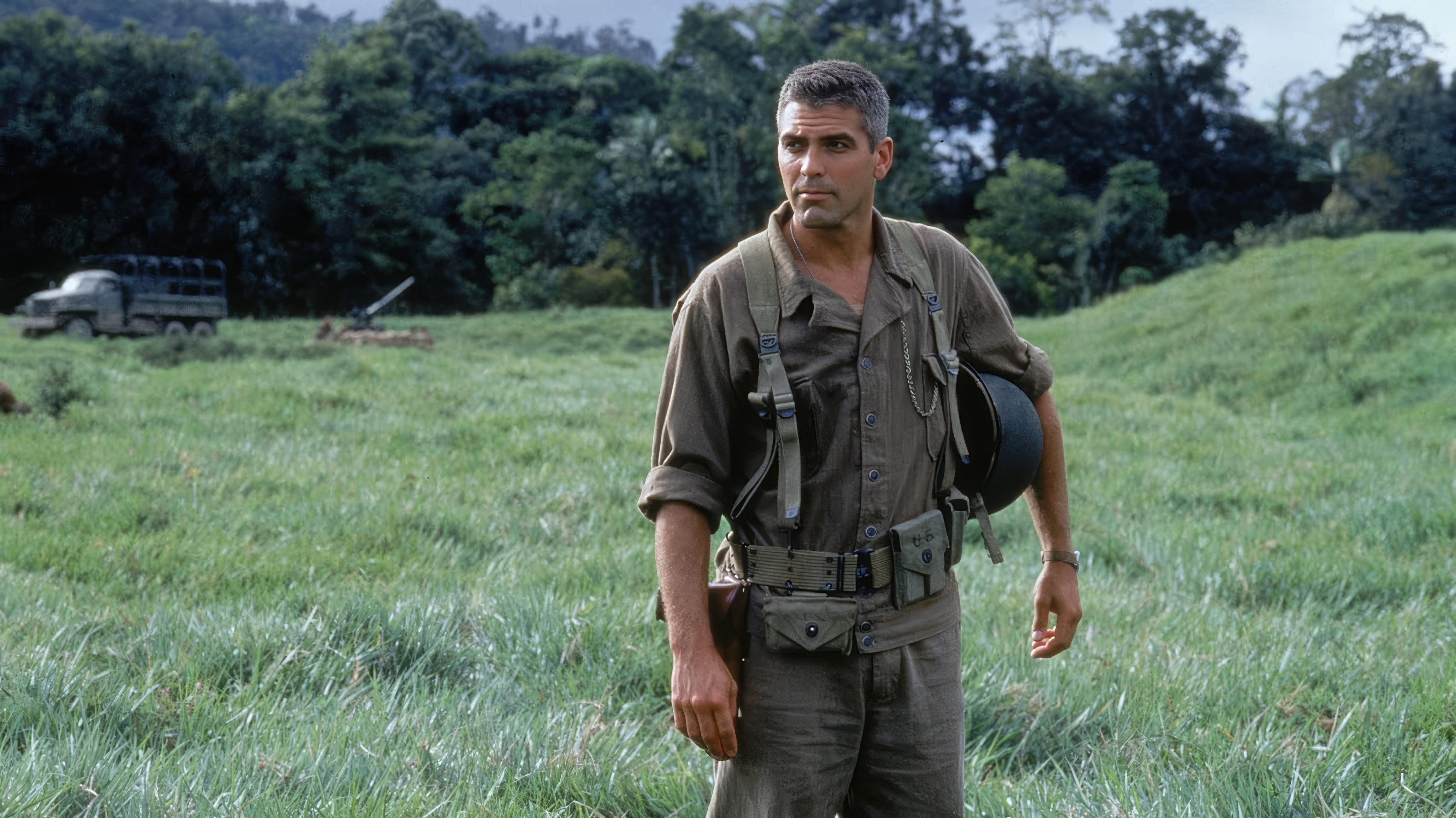 George Clooney wearing Unidentified watch in The Thin Red Line