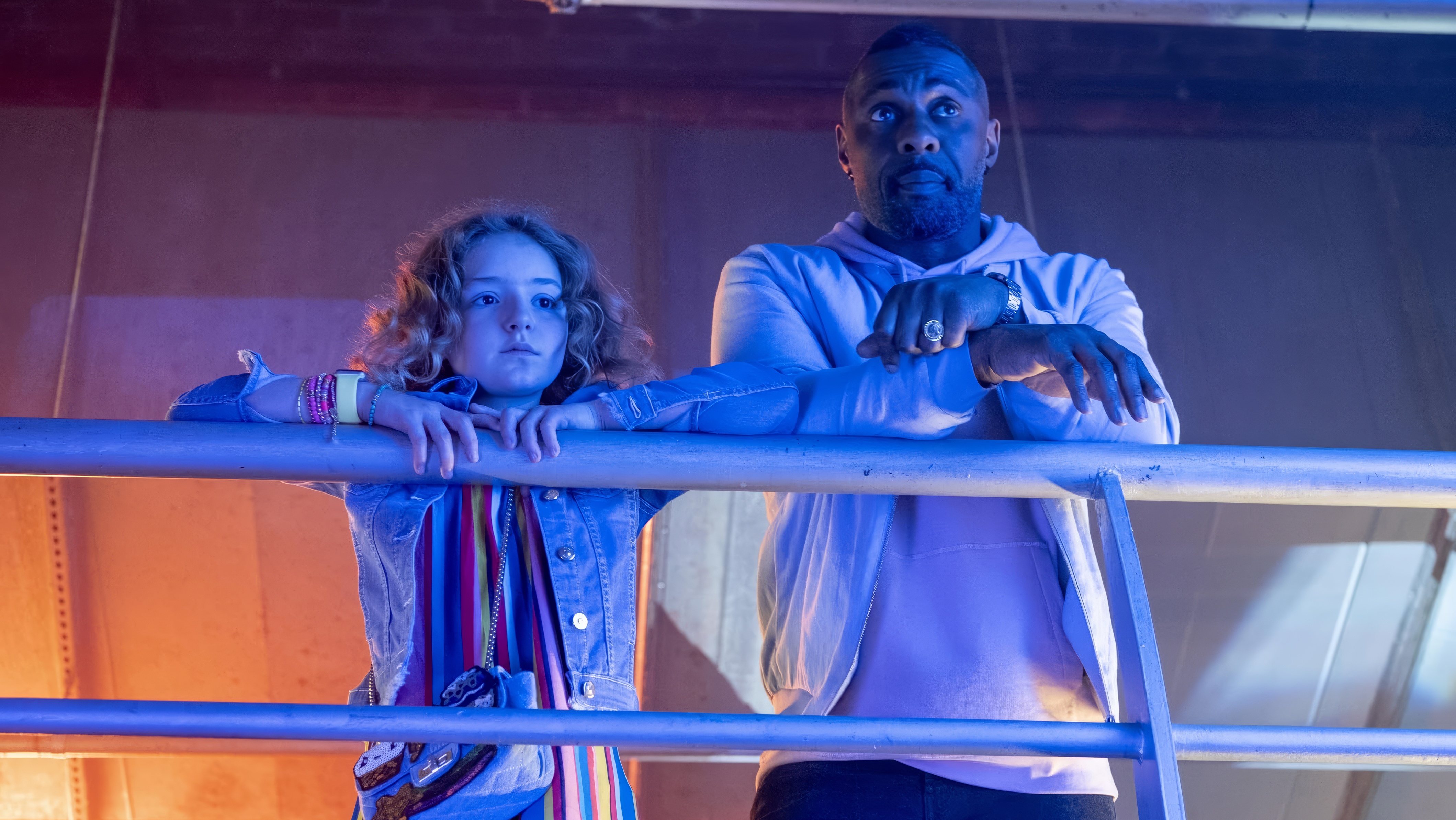 Idris Elba wearing Unidentified watch in Turn Up Charlie