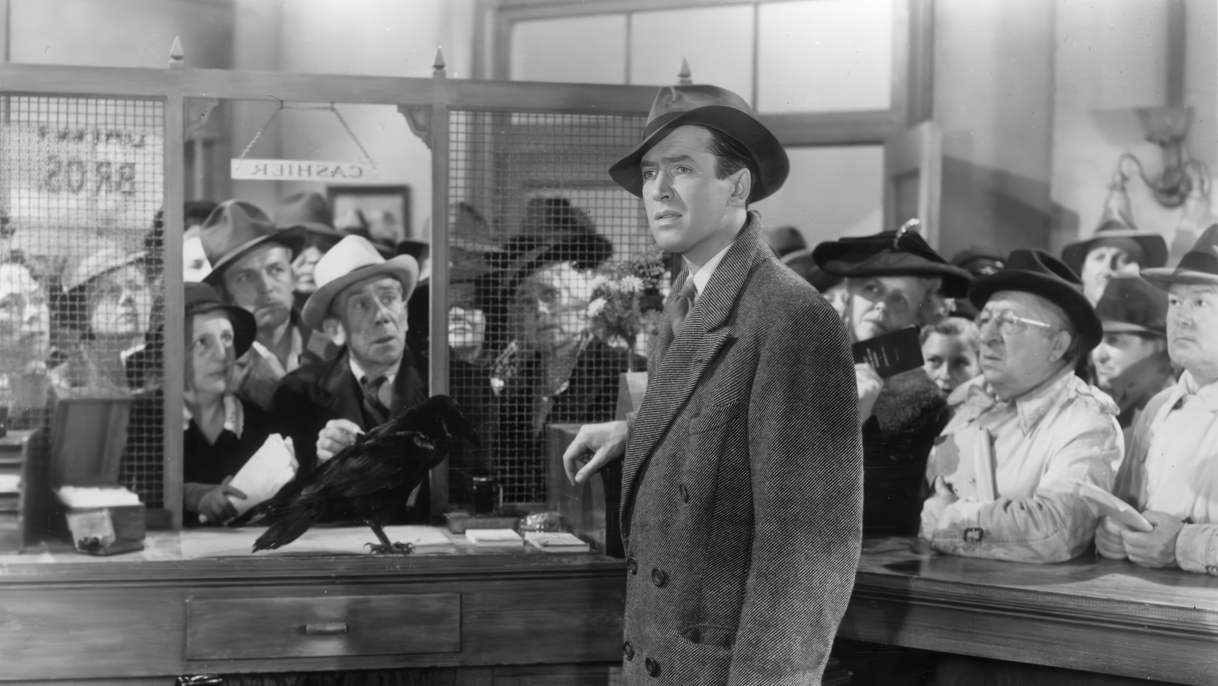 James Stewart wearing Unidentified watch in It's a Wonderful Life