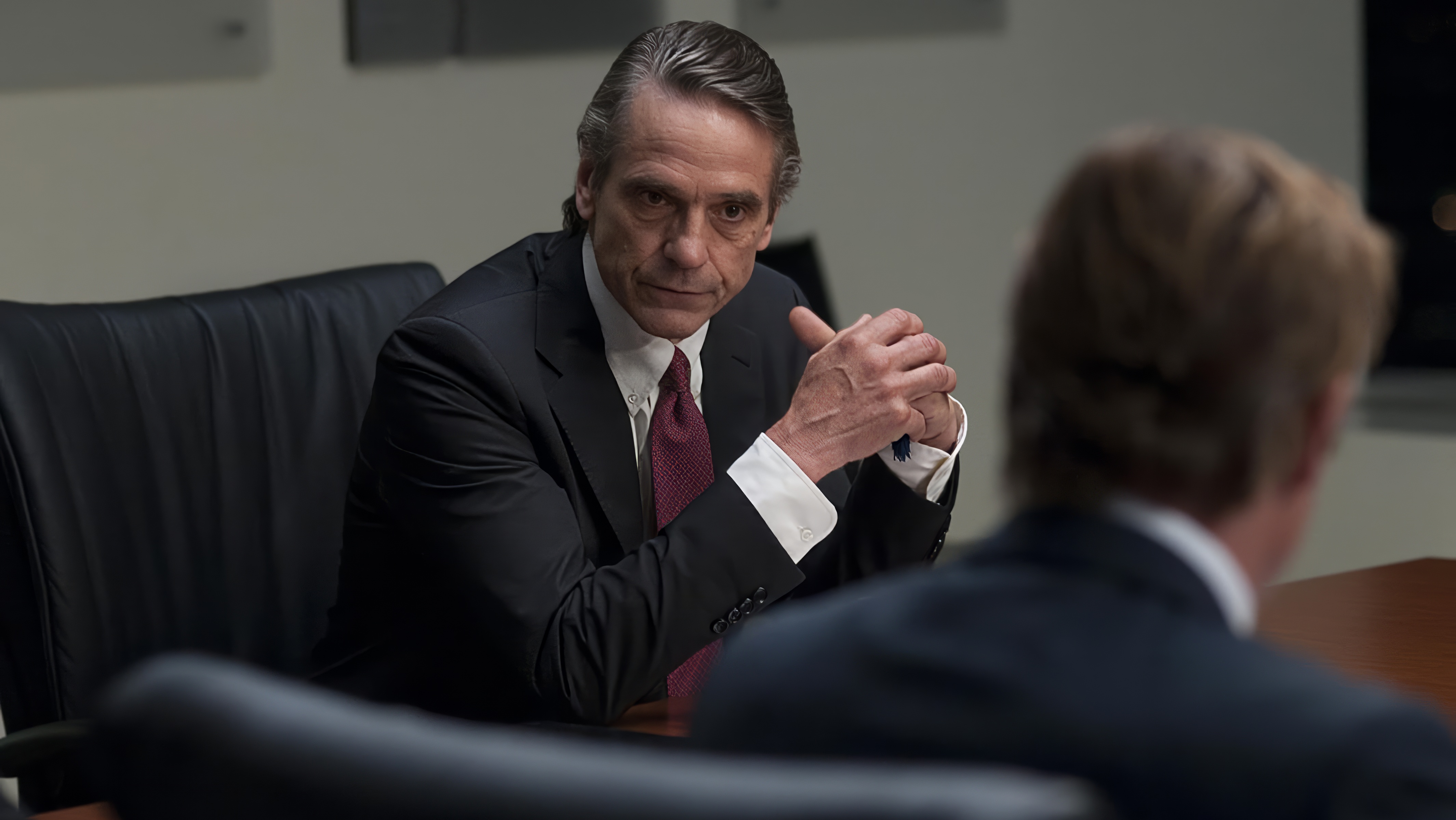 Jeremy Irons wearing Unidentified watch in Margin Call
