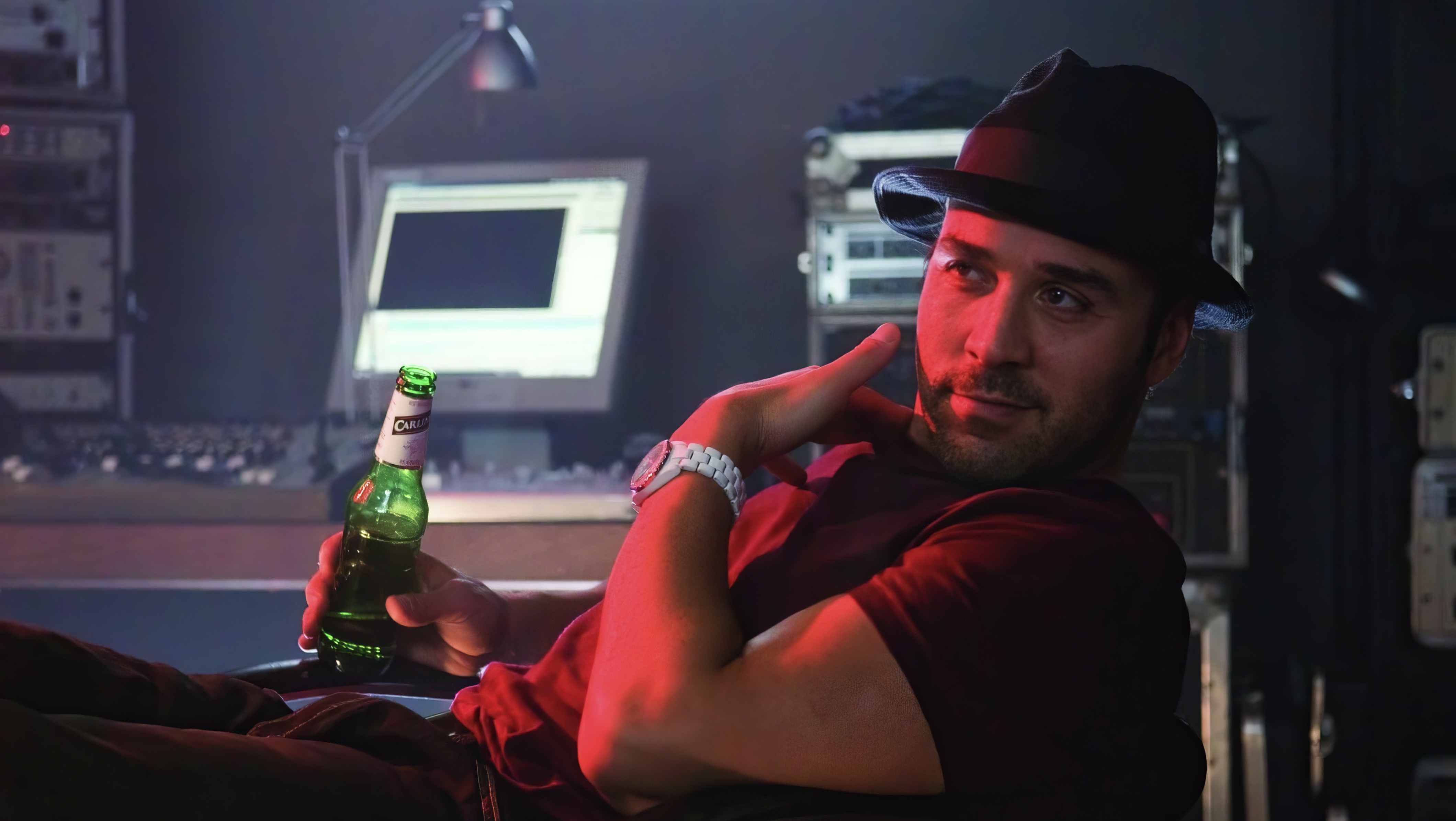 Jeremy Piven wearing Chanel J12 in RocknRolla