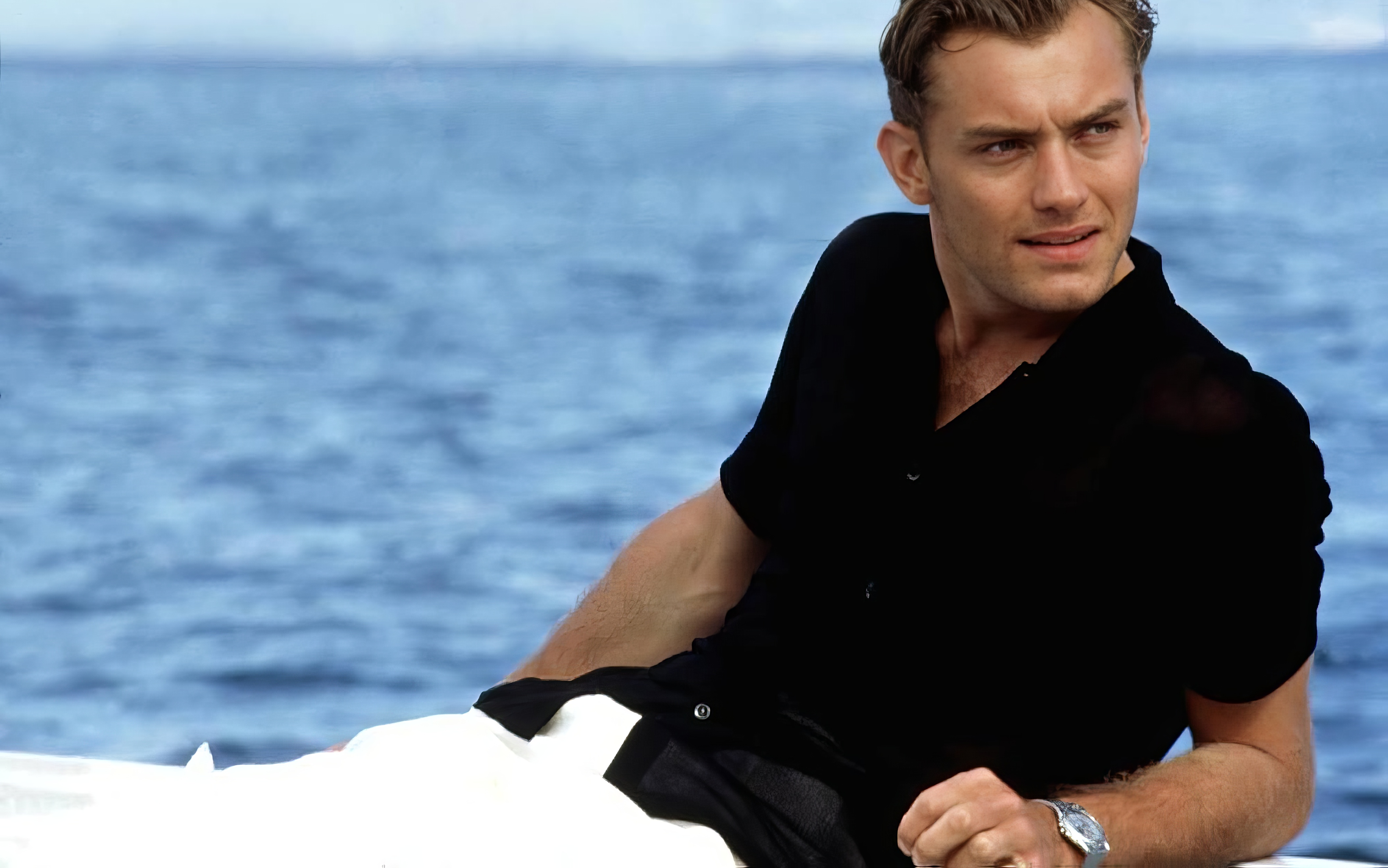Jude Law wearing Unidentified watch in The Talented Mr. Ripley