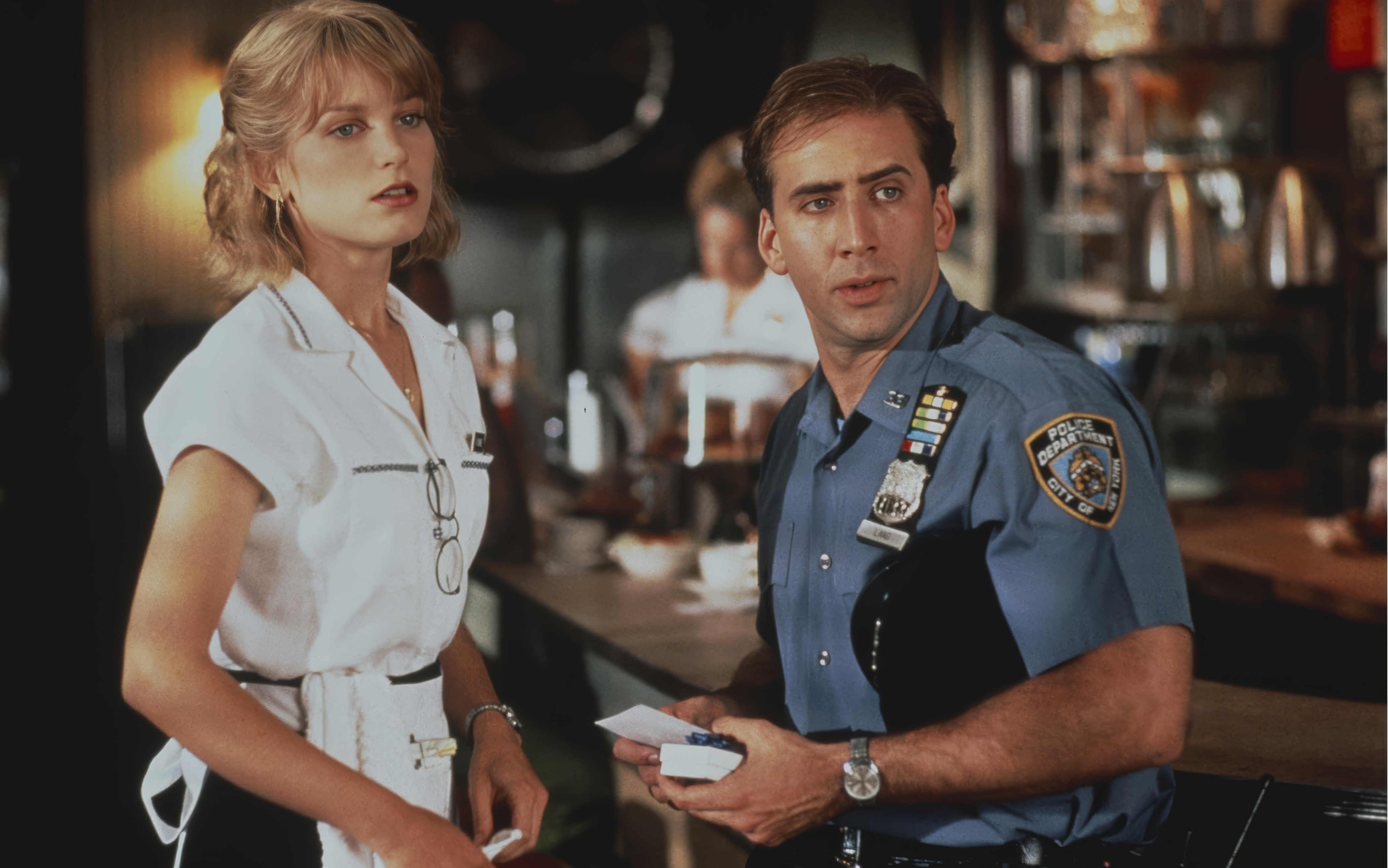 Nicolas Cage wearing Unidentified watch in It Could Happen to You