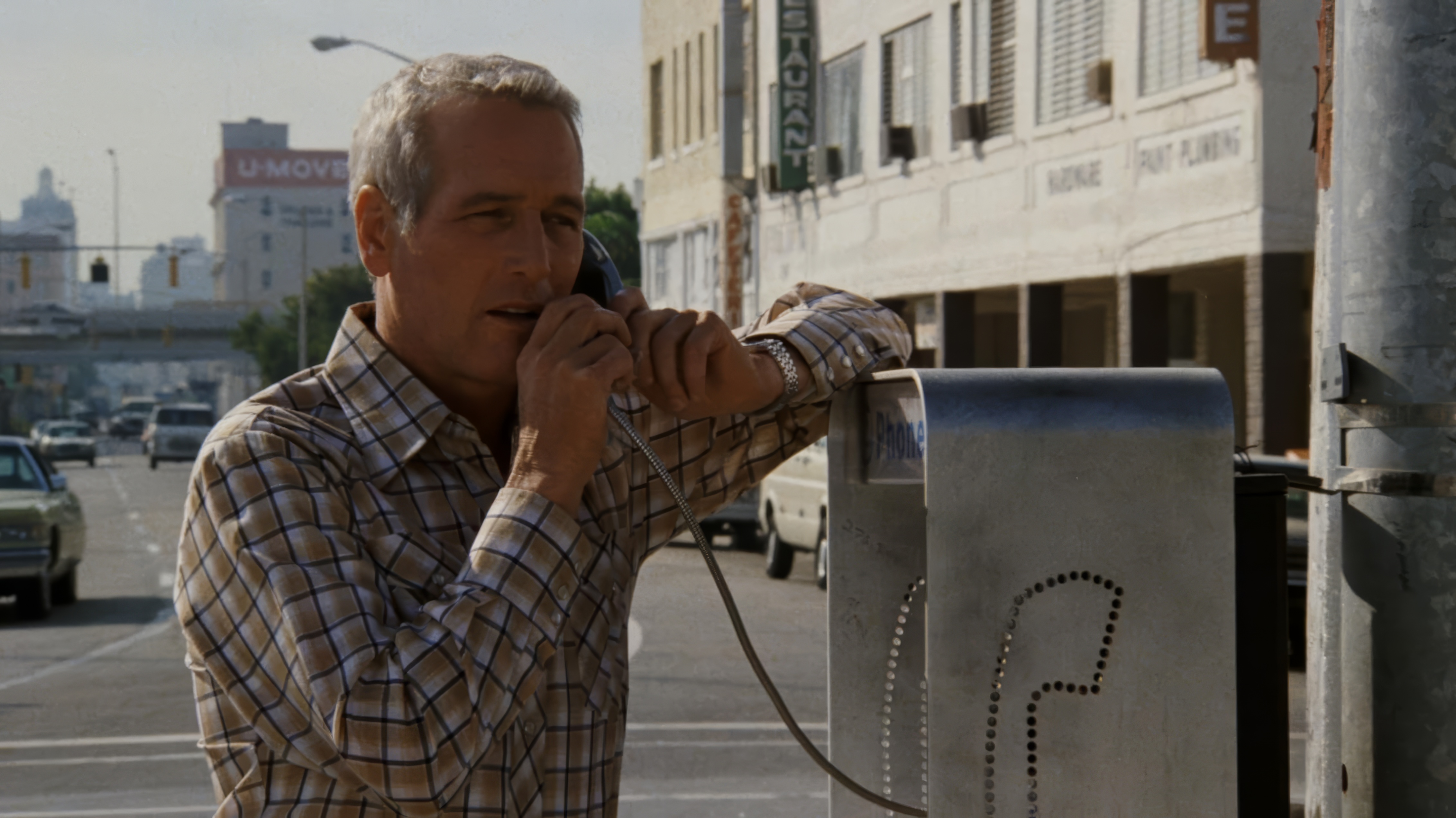 Paul Newman wearing Bulova 4420101 in Absence of Malice