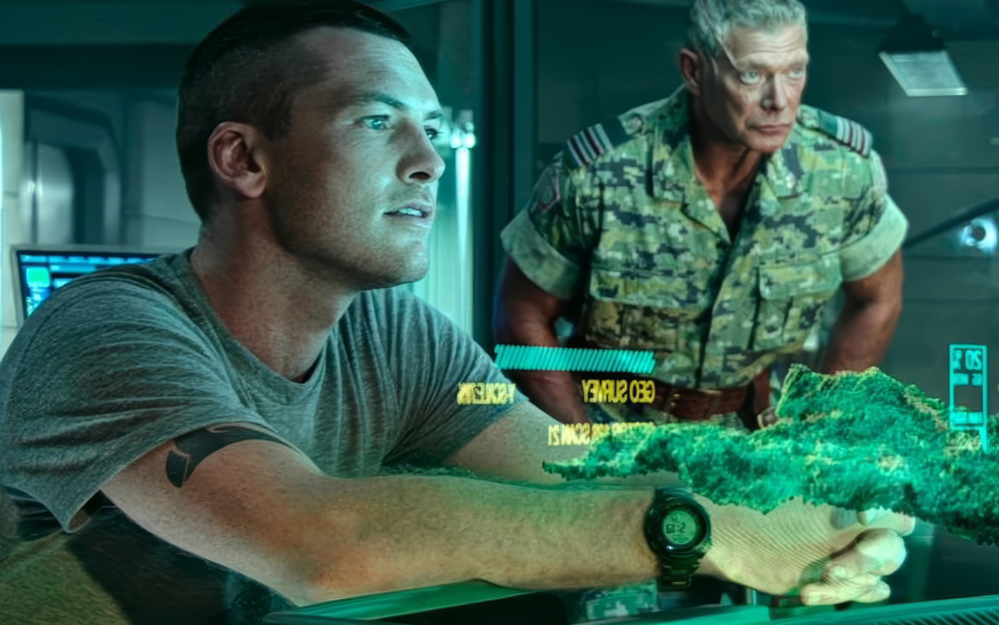 Sam Worthington wearing Casio Pro Trek PAW-1300G-1V in Avatar
