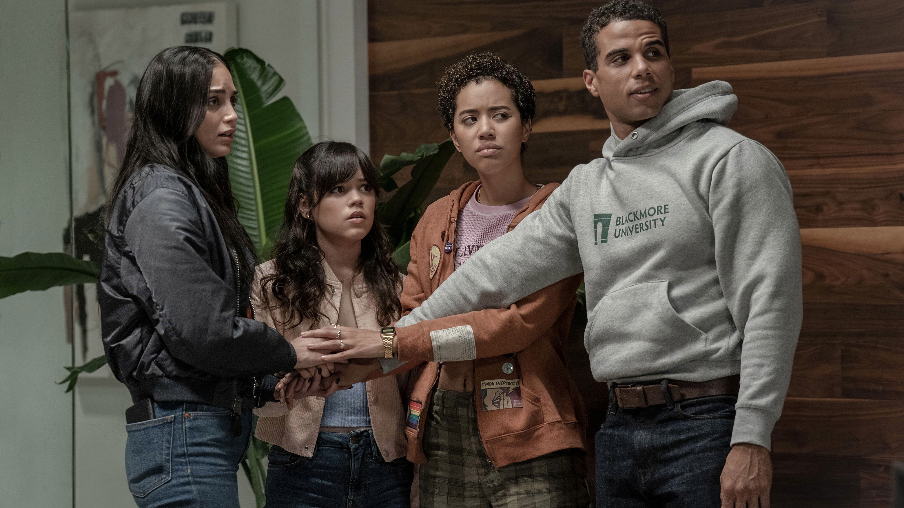 Jenna Ortega wearing Unidentified watch in Scream VI