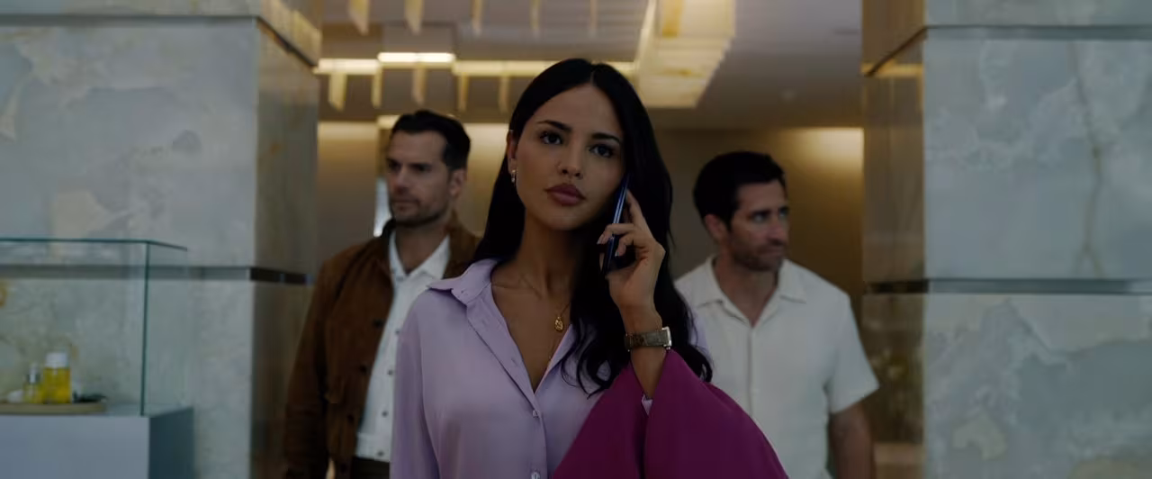 Eiza González wearing Jaeger-LeCoultre Reverso in In the Grey