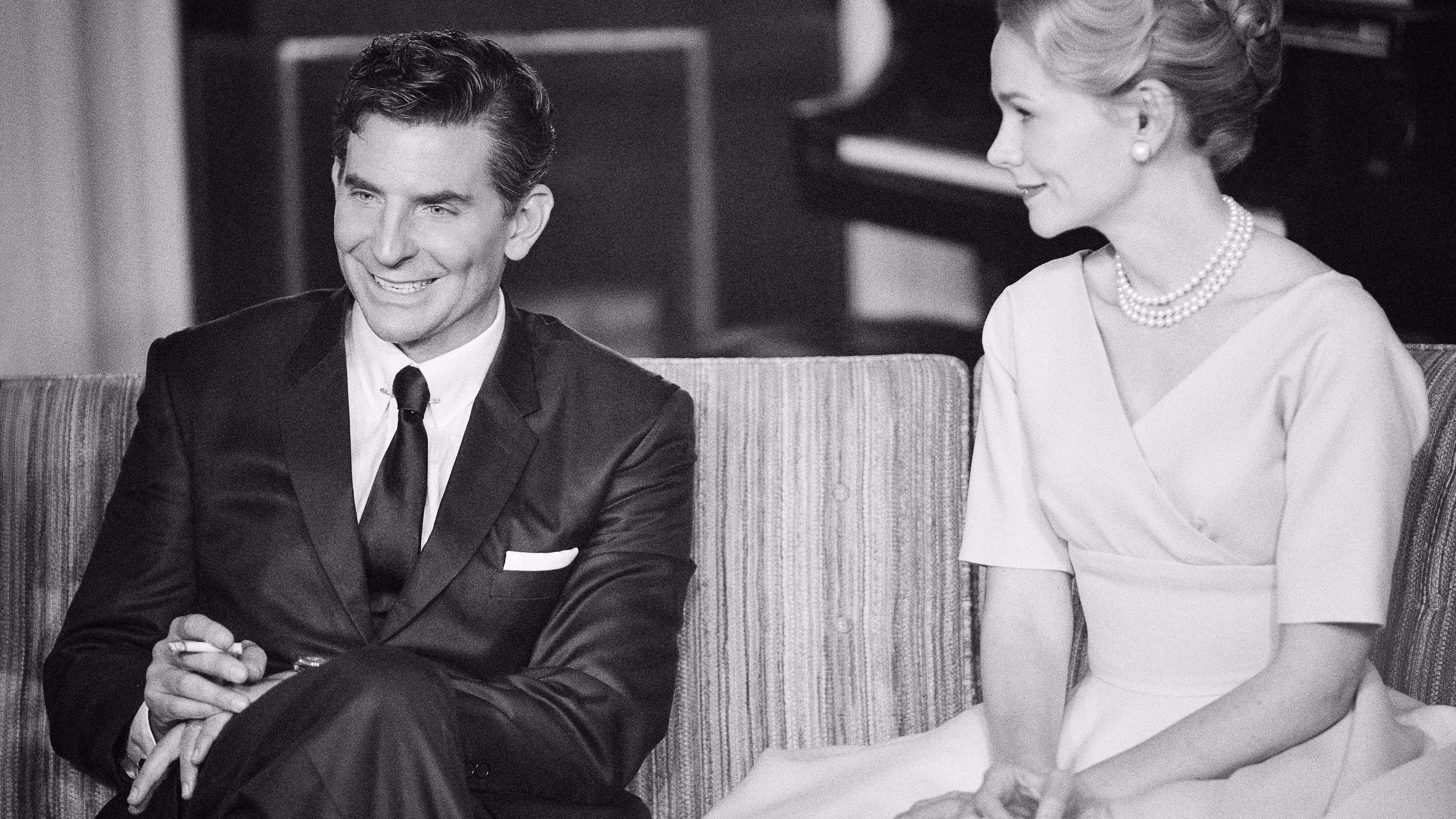 Bradley Cooper wearing Unidentified watch in Maestro