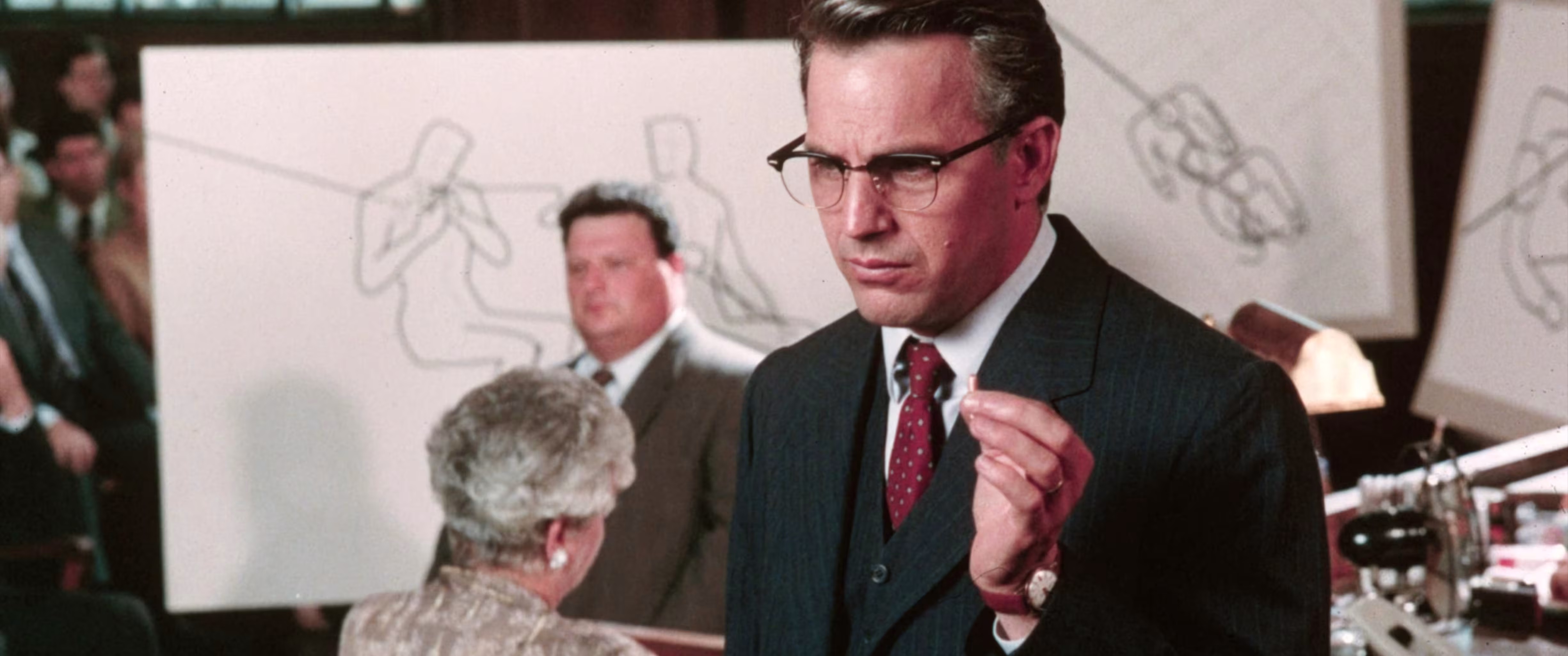 Kevin Costner wearing Unidentified Watch in JFK