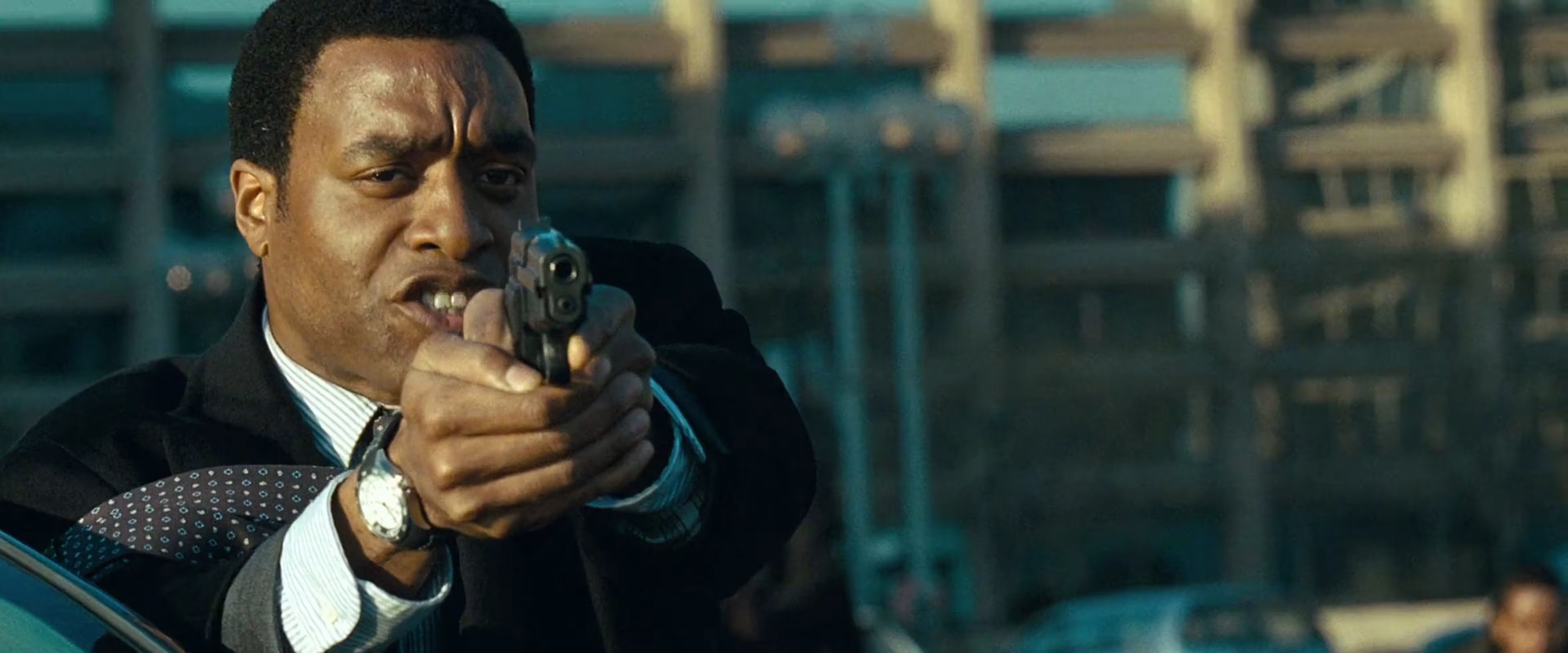 Chiwetel Ejiofor wearing Unidentified watch in Salt
