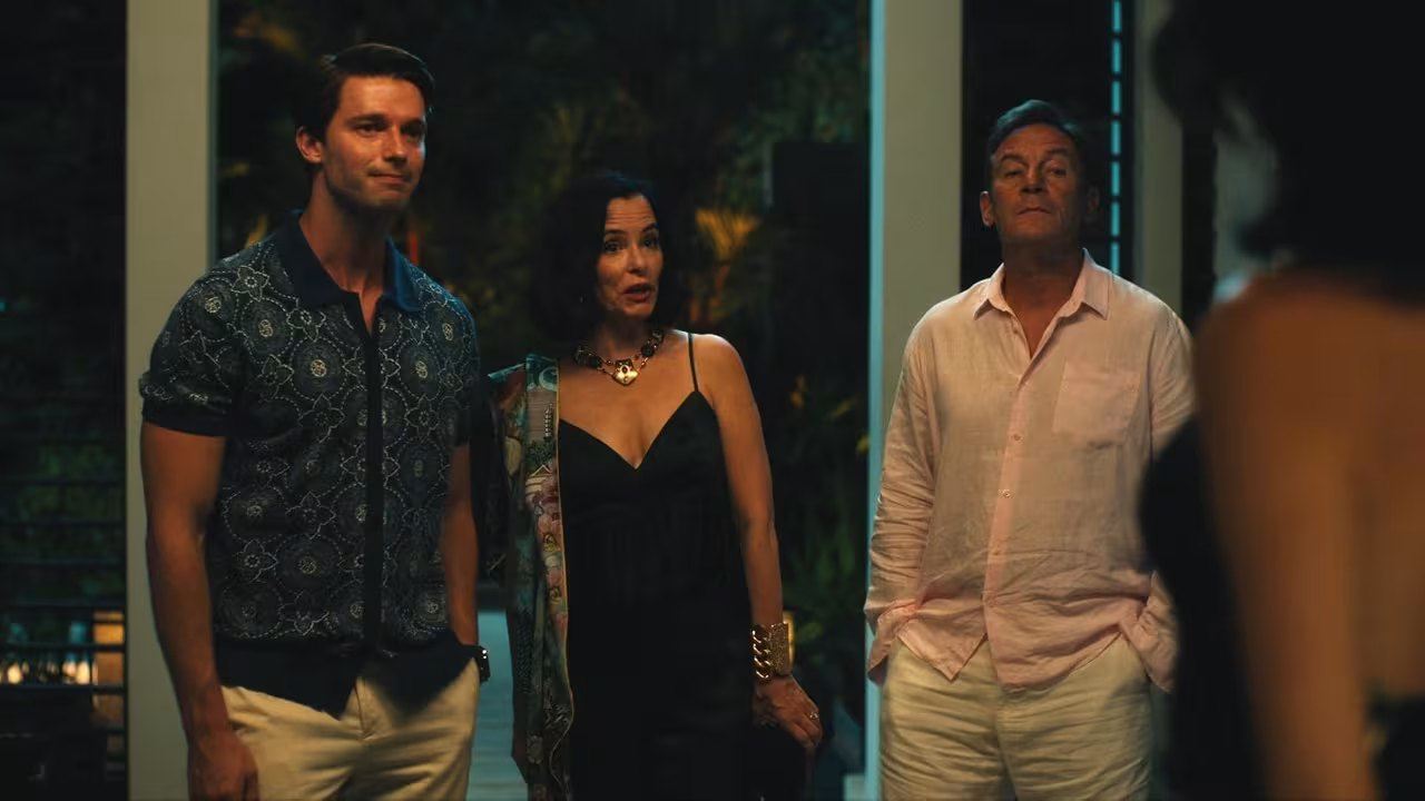 Patrick Schwarzenegger wearing Apple Watch in The White Lotus