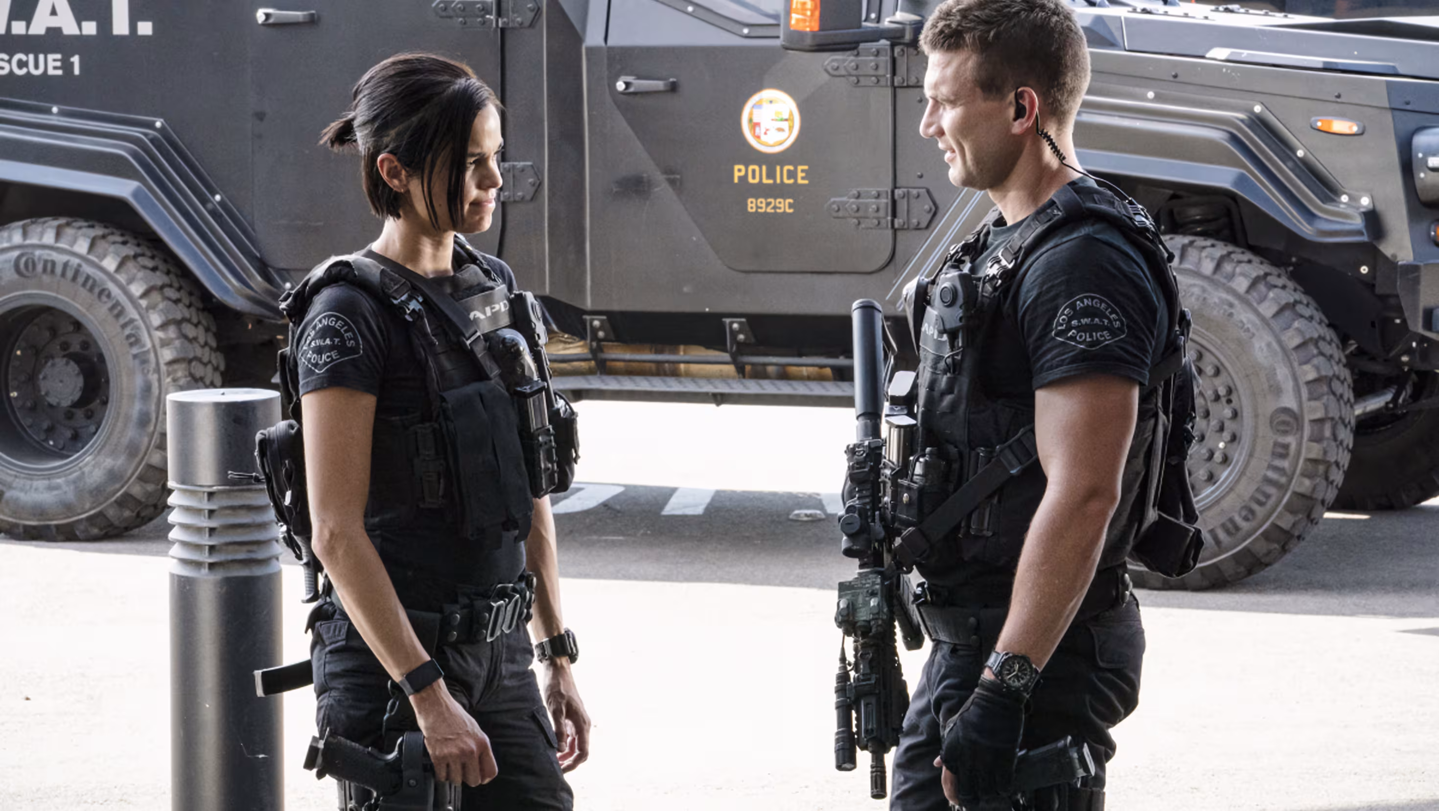 Alex Russell wearing MTM Special Ops Cobra in S.W.A.T.