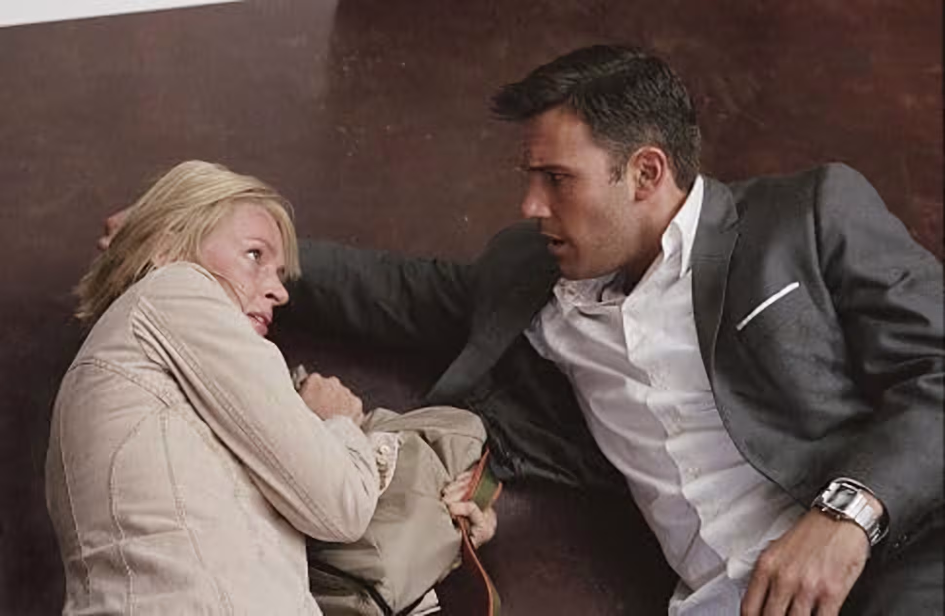 Ben Affleck wearing Seiko Wired W522-4A30 in Paycheck